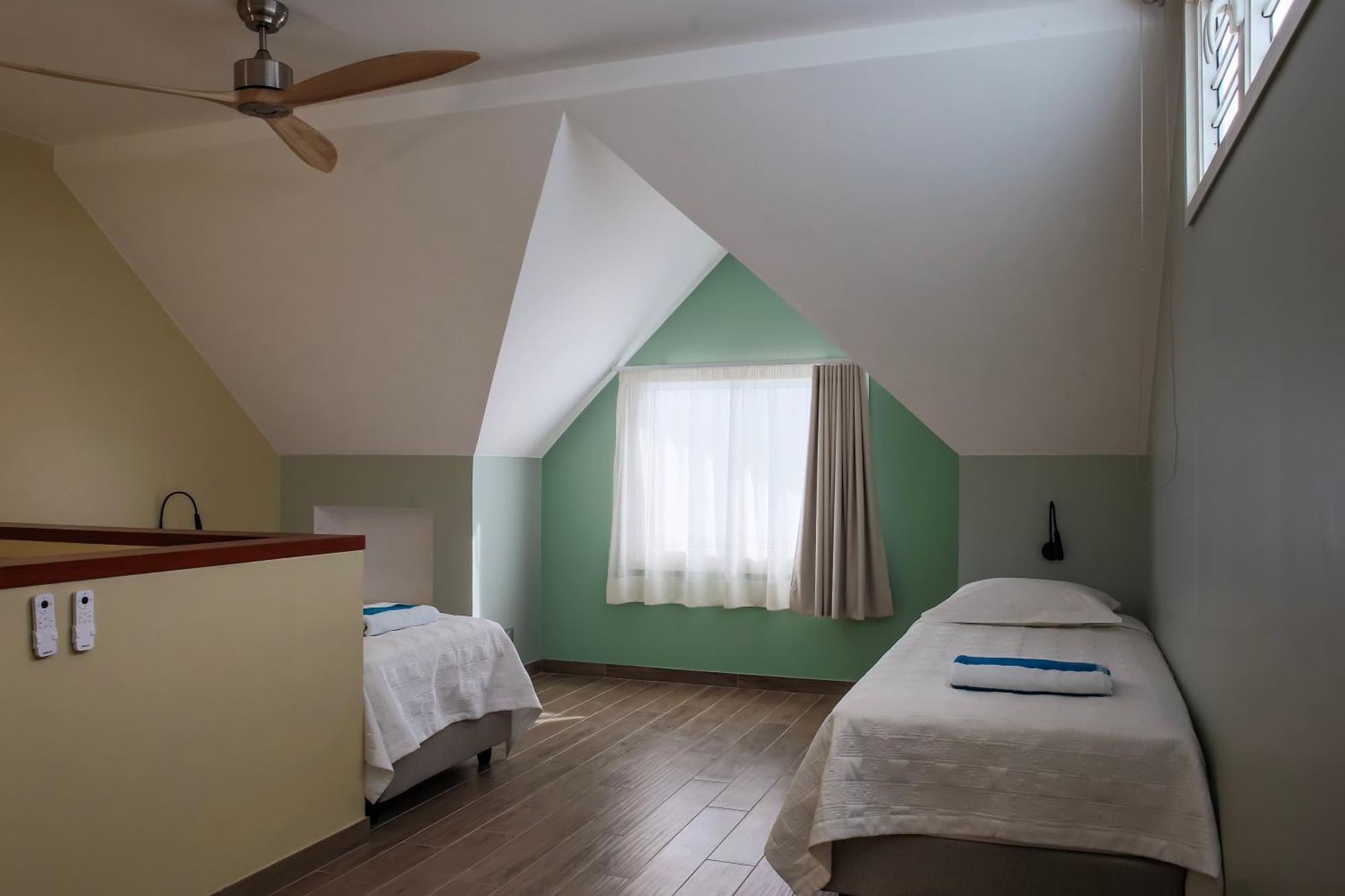 Niu Beach Hotel Moorea Luaran gambar